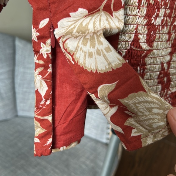 Antonio Melani Floral Puff Sleeve Top |Rust Red Beige | Square Neck |NWT Size 14 - Picture 8 of 8